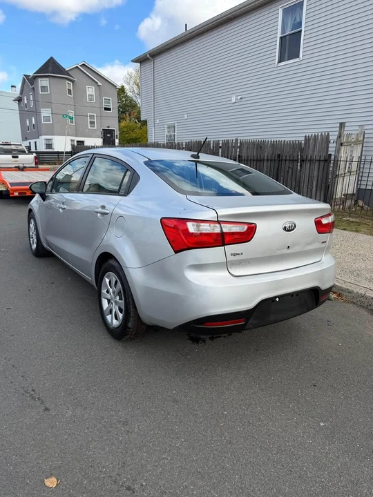 2013 Kia Rio - Image 7 of 12
