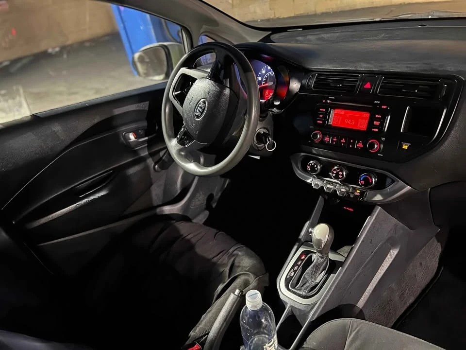 2013 Kia Rio - Image 10 of 10