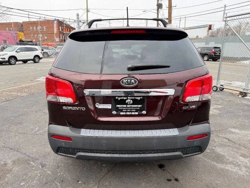 2013 Kia Sorento - Image 4 of 12