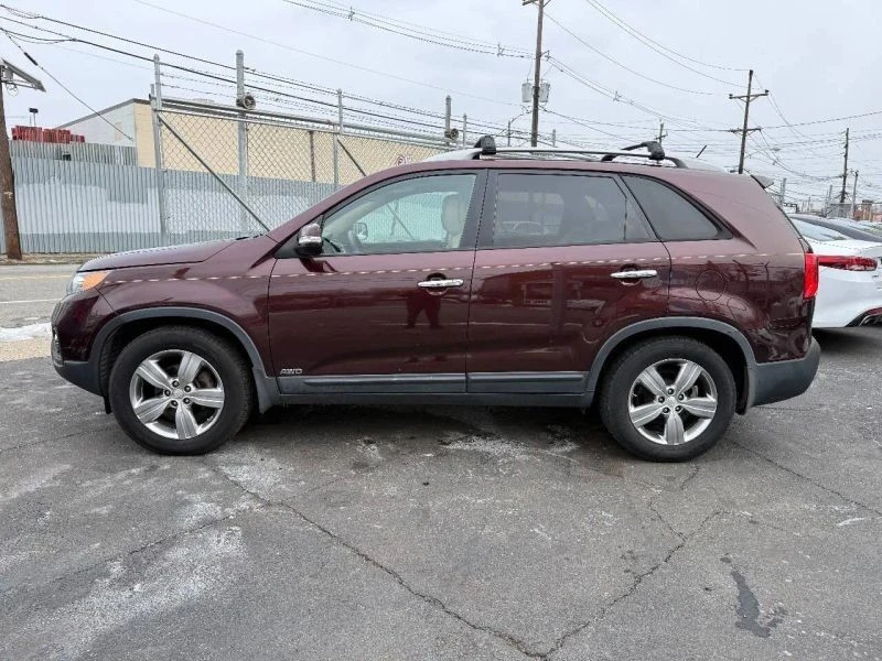 2013 Kia Sorento - Image 2 of 12