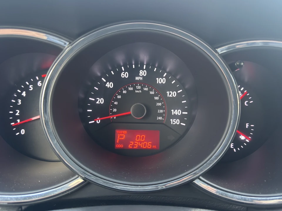 2013 Kia Sorento - Image 10 of 19