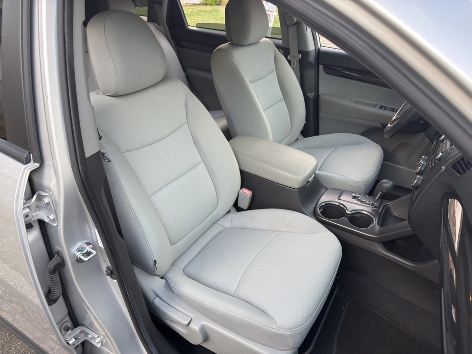 2013 Kia Sorento - Image 15 of 19