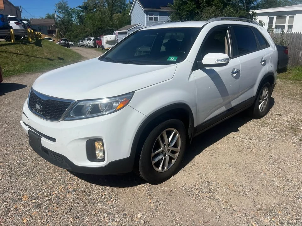 2013 Kia Sorento - Image 8 of 16