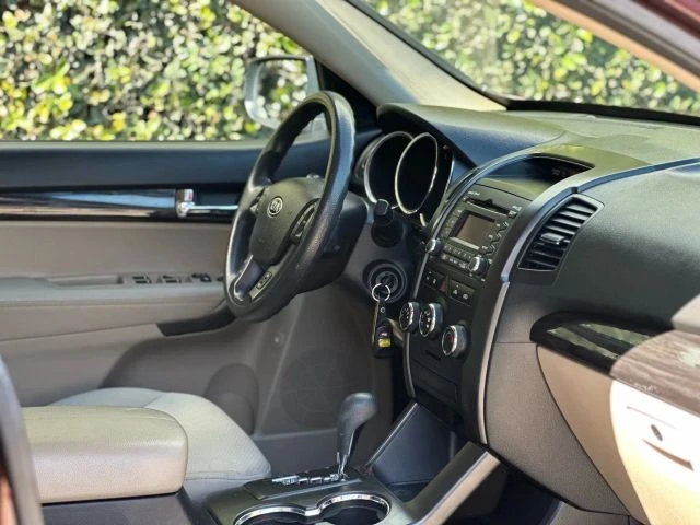 2013 Kia Sorento - Image 21 of 21
