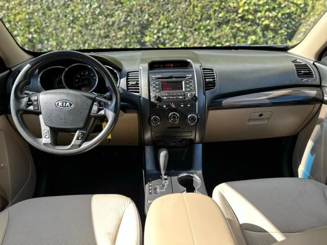 2013 Kia Sorento - Image 15 of 21
