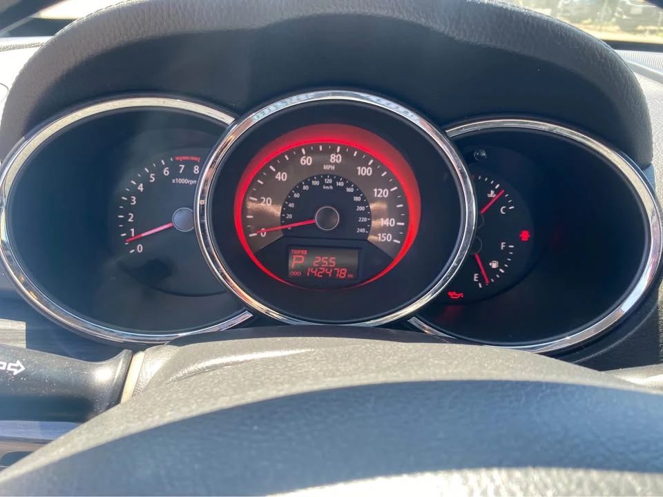 2013 Kia Sorento - Image 14 of 17