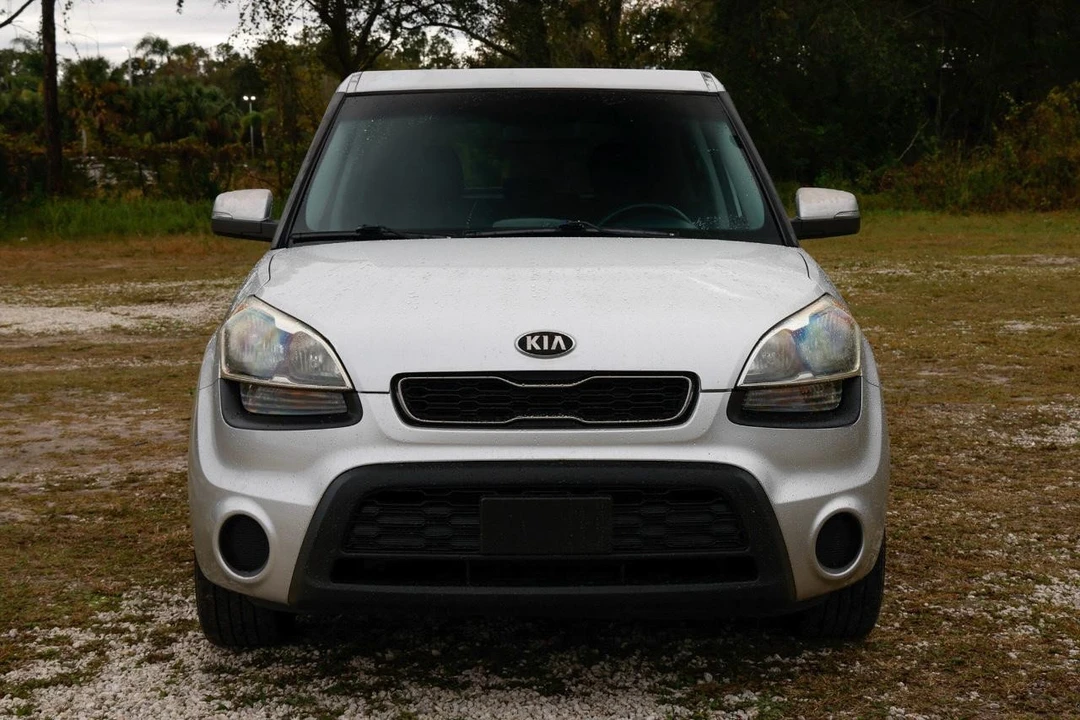 2013 Kia Soul - Image 17 of 21