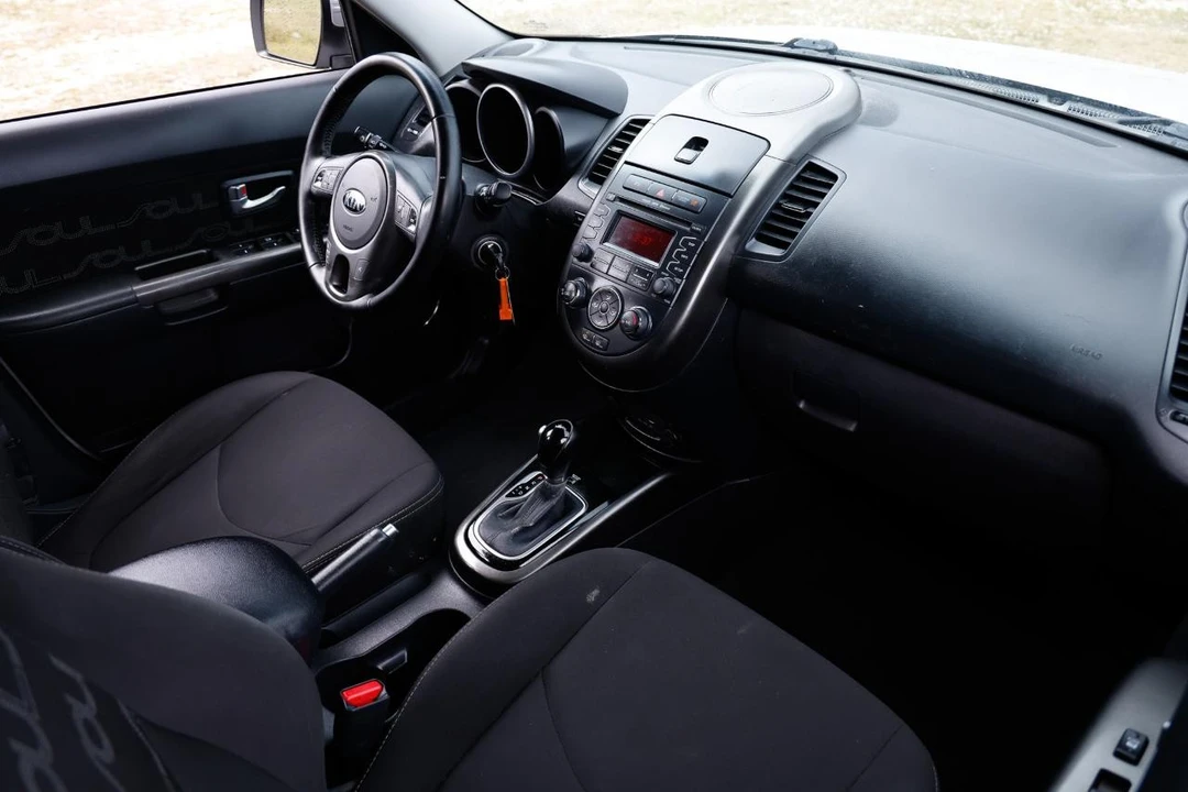 2013 Kia Soul - Image 18 of 21