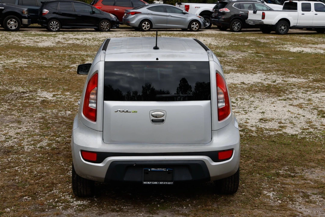 2013 Kia Soul - Image 9 of 21