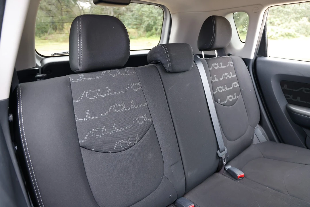 2013 Kia Soul - Image 14 of 21