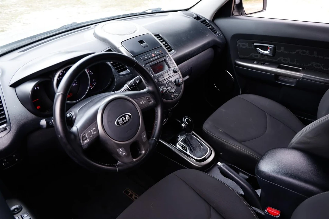 2013 Kia Soul - Image 4 of 21