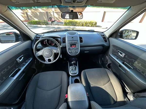 2013 Kia Soul - Image 6 of 9