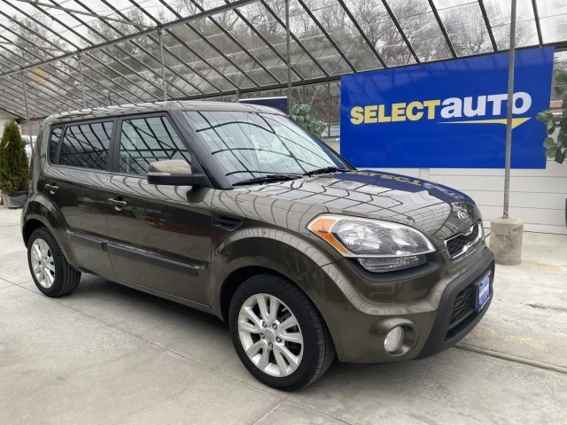 2013 Kia Soul - Image 2 of 21