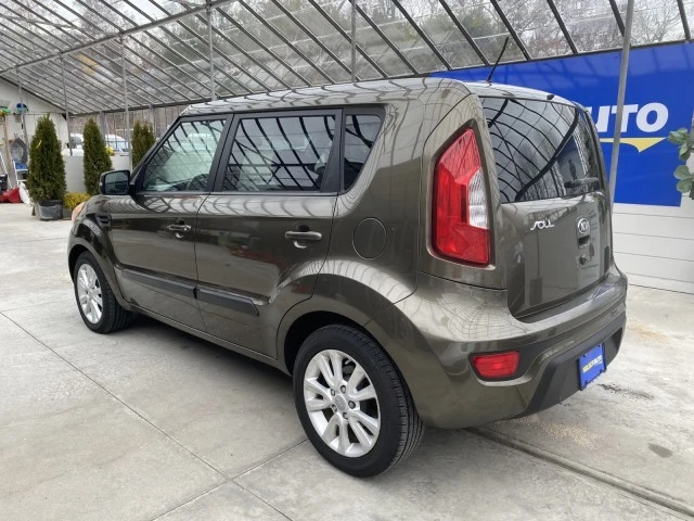 2013 Kia Soul - Image 13 of 21