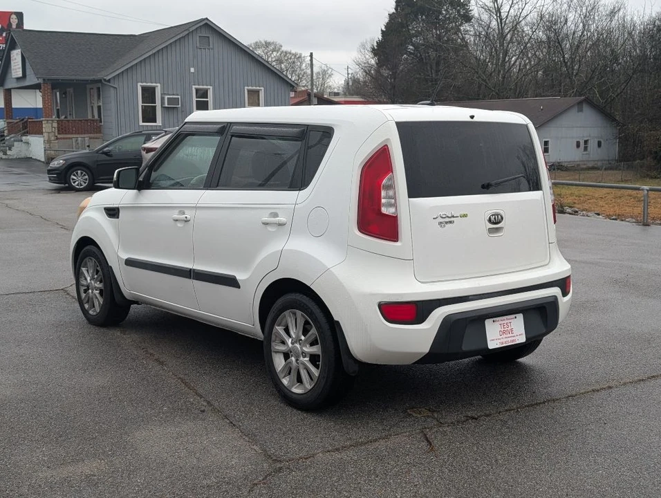 2013 Kia Soul - Image 5 of 21