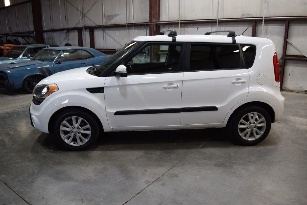 2013 Kia Soul - Image 4 of 21