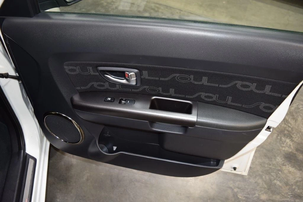 2013 Kia Soul - Image 20 of 21