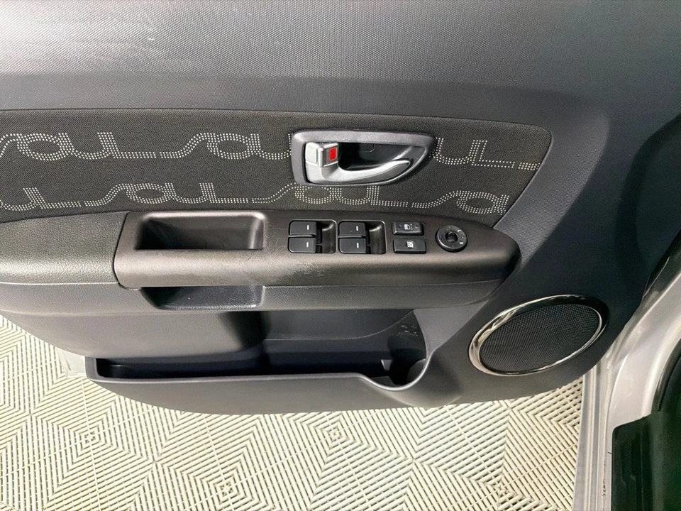 2013 Kia Soul - Image 9 of 12