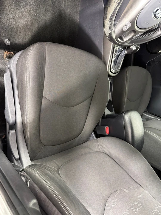 2013 Kia Soul - Image 10 of 12