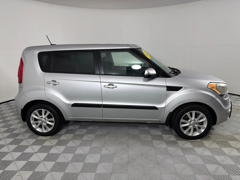 2013 Kia Soul - Image 4 of 12