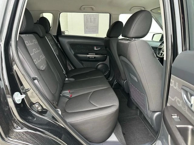 2013 Kia Soul - Image 13 of 21