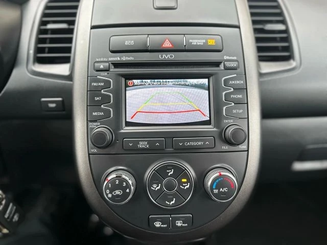 2013 Kia Soul - Image 18 of 21