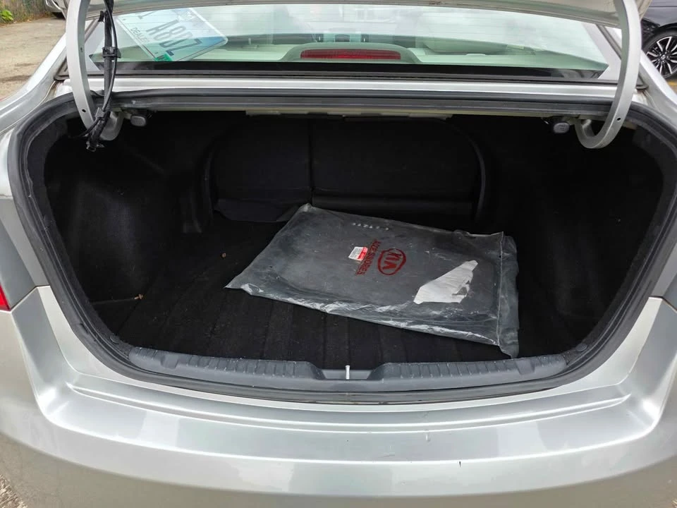 2013 Kia Forte - Image 14 of 17