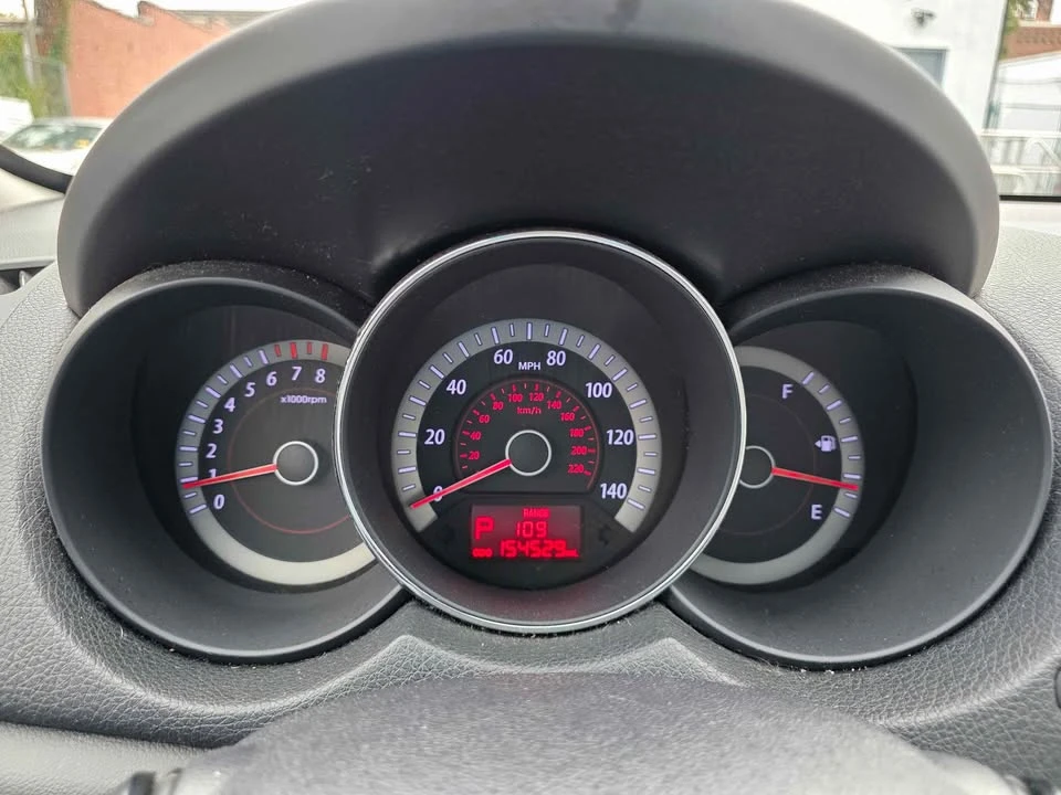 2013 Kia Forte - Image 16 of 17