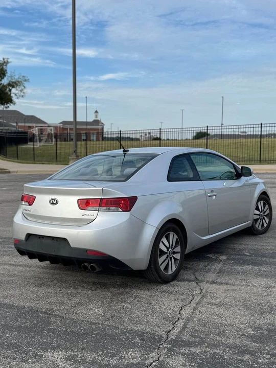 2013 Kia Forte - Image 4 of 9