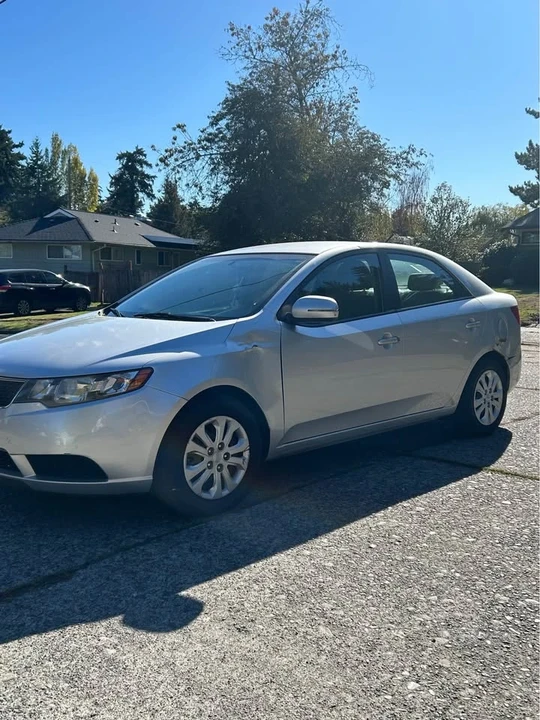 2013 Kia Forte - Image 3 of 20