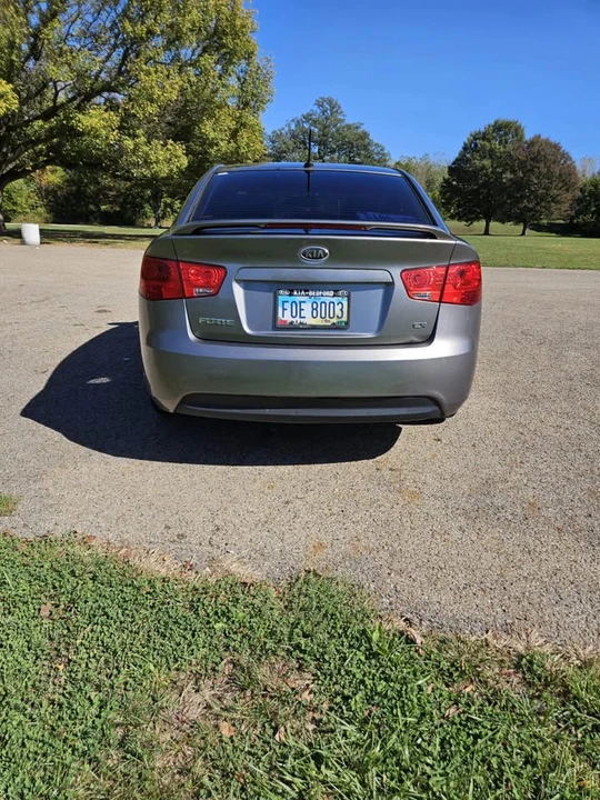 2013 Kia Forte - Image 7 of 10