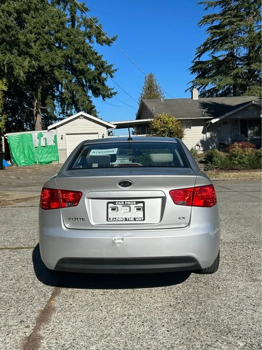 2013 Kia Forte - Image 6 of 20