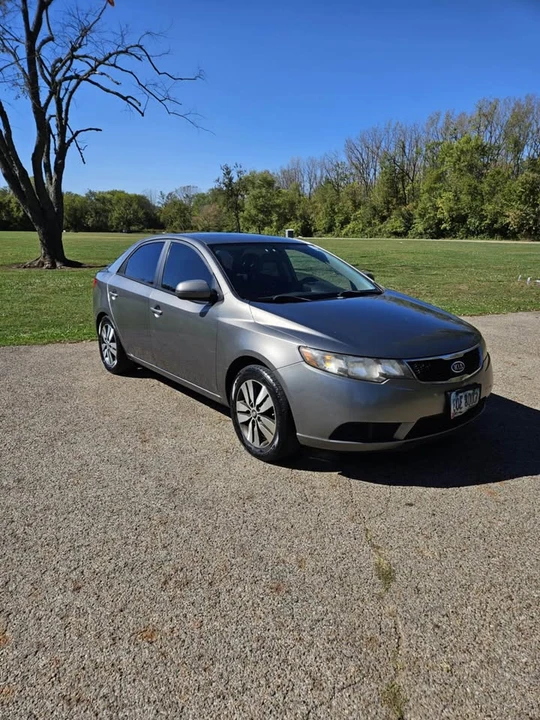2013 Kia Forte - Image 3 of 10