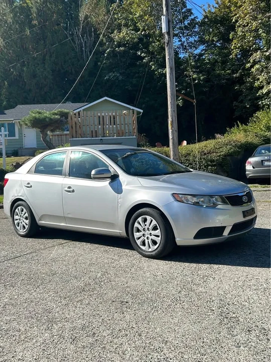 2013 Kia Forte - Image 4 of 20