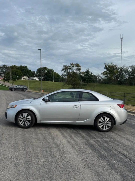 2013 Kia Forte - Image 7 of 9