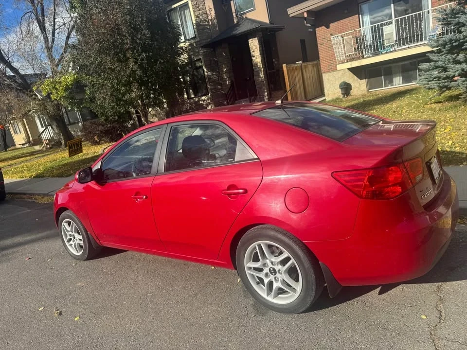 2013 Kia Forte - Image 7 of 10