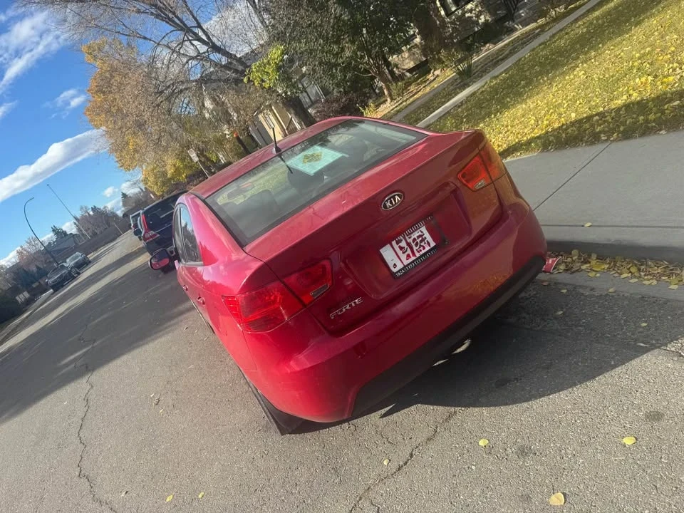 2013 Kia Forte - Image 10 of 10