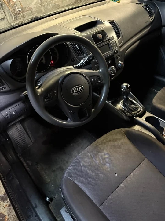 2013 Kia Forte - Image 4 of 5