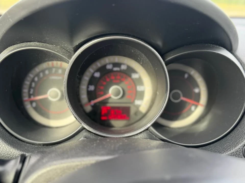 2013 Kia Forte - Image 3 of 10