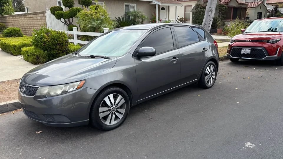 2013 Kia Forte - Image 2 of 7