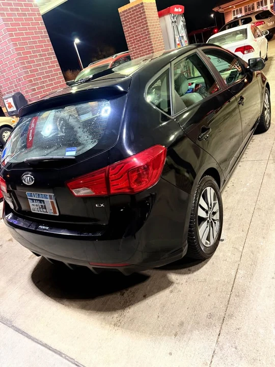 2013 Kia Forte - Image 7 of 12