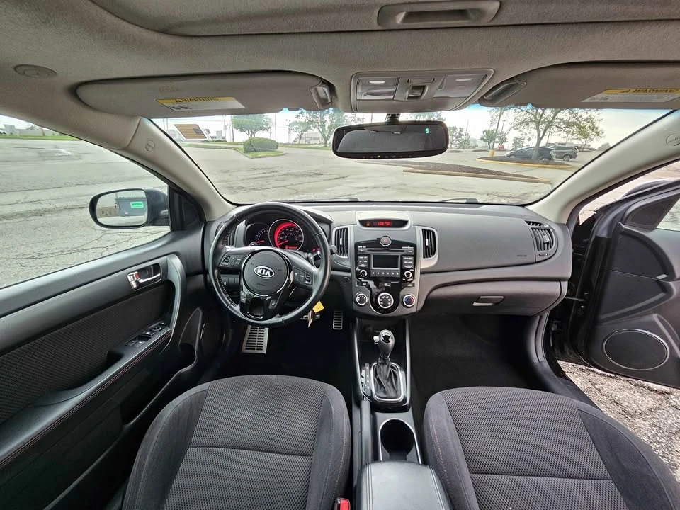 2013 Kia Forte - Image 8 of 10