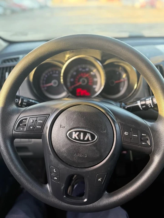 2013 Kia Forte - Image 12 of 14