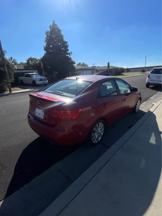 2013 Kia Forte - Image 6 of 13
