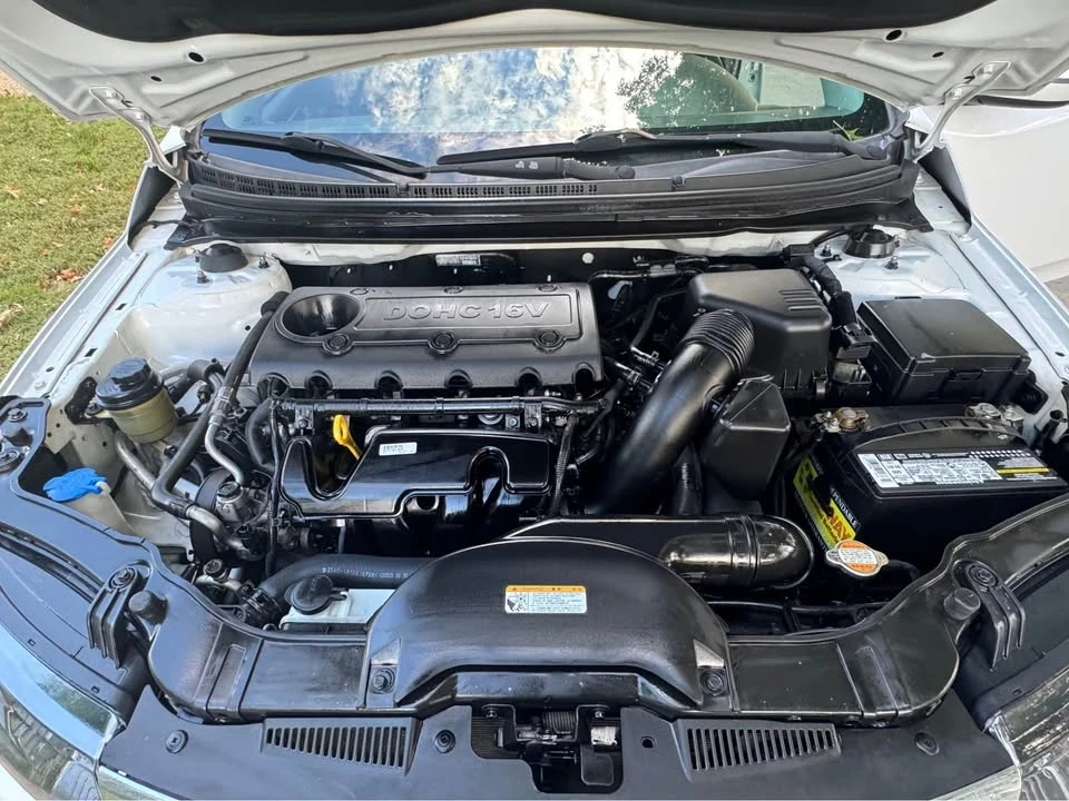 2013 Kia Forte - Image 5 of 9