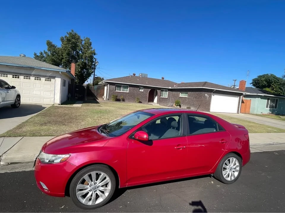 2013 Kia Forte - Image 2 of 13