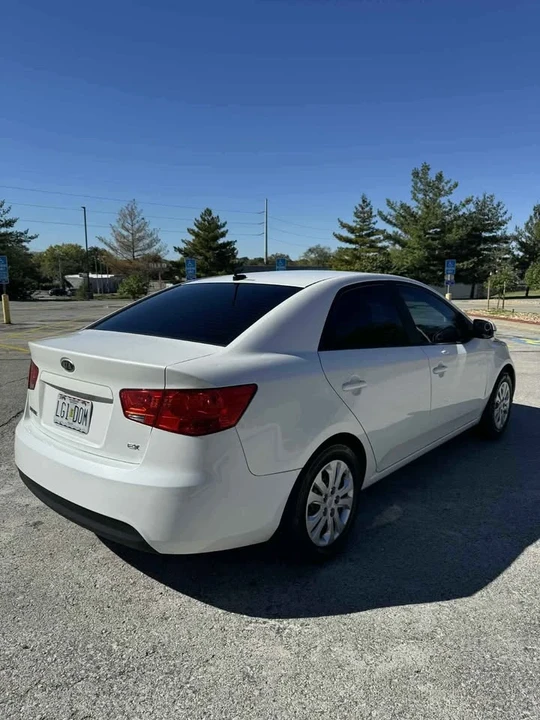 2013 Kia Forte - Image 7 of 14
