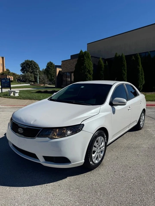 2013 Kia Forte - Image 2 of 6