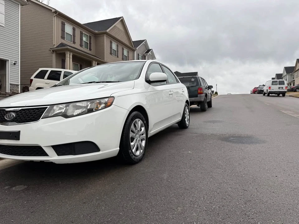 2013 Kia Forte - Image 3 of 10