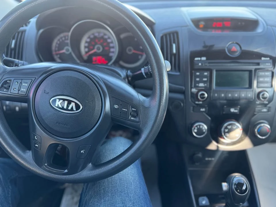 2013 Kia Forte - Image 13 of 14